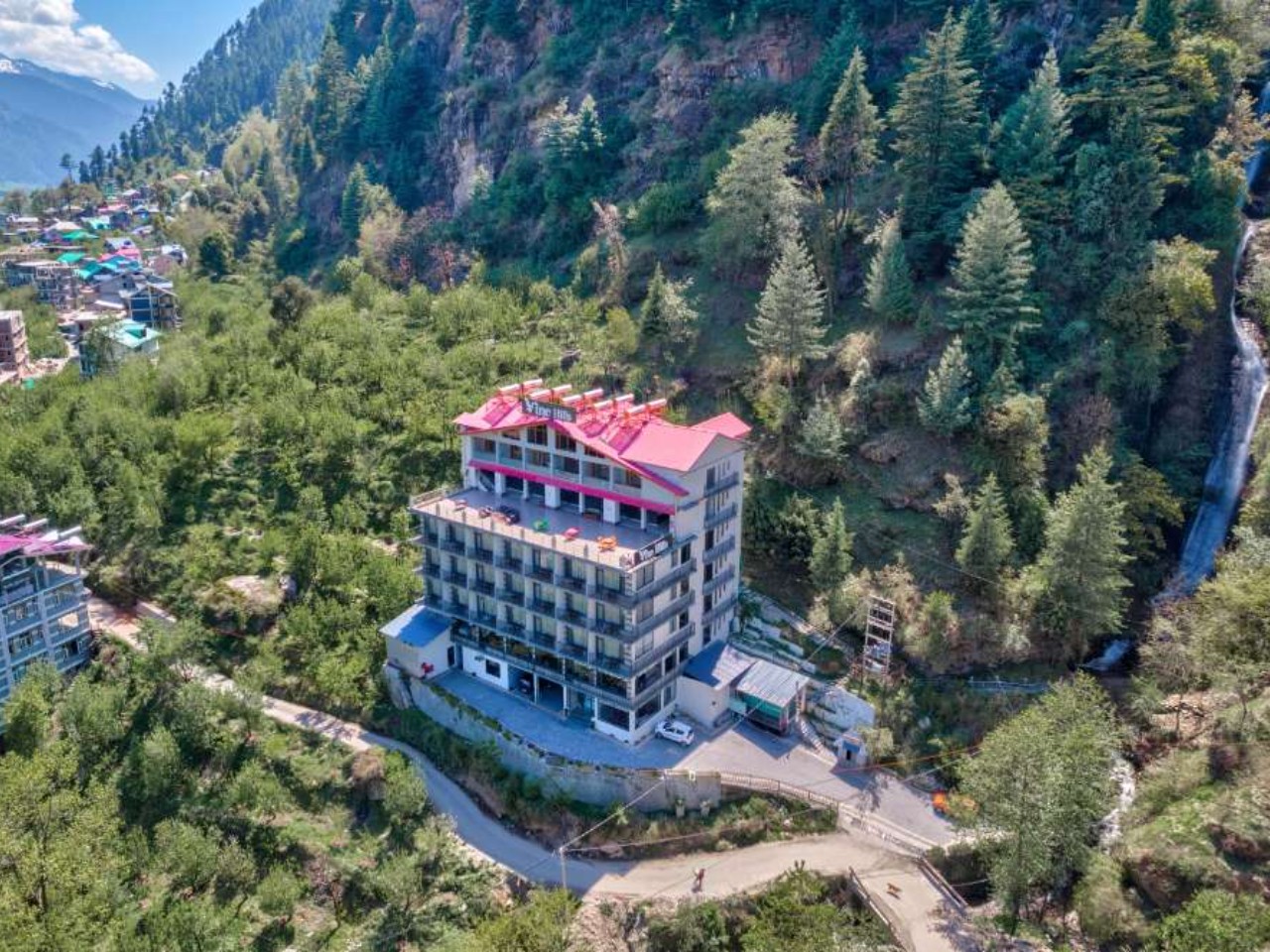 Vine Hills Resort and Spa Manali by The Beatle in Manali