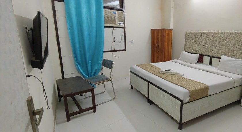 MC Residence in Delhi