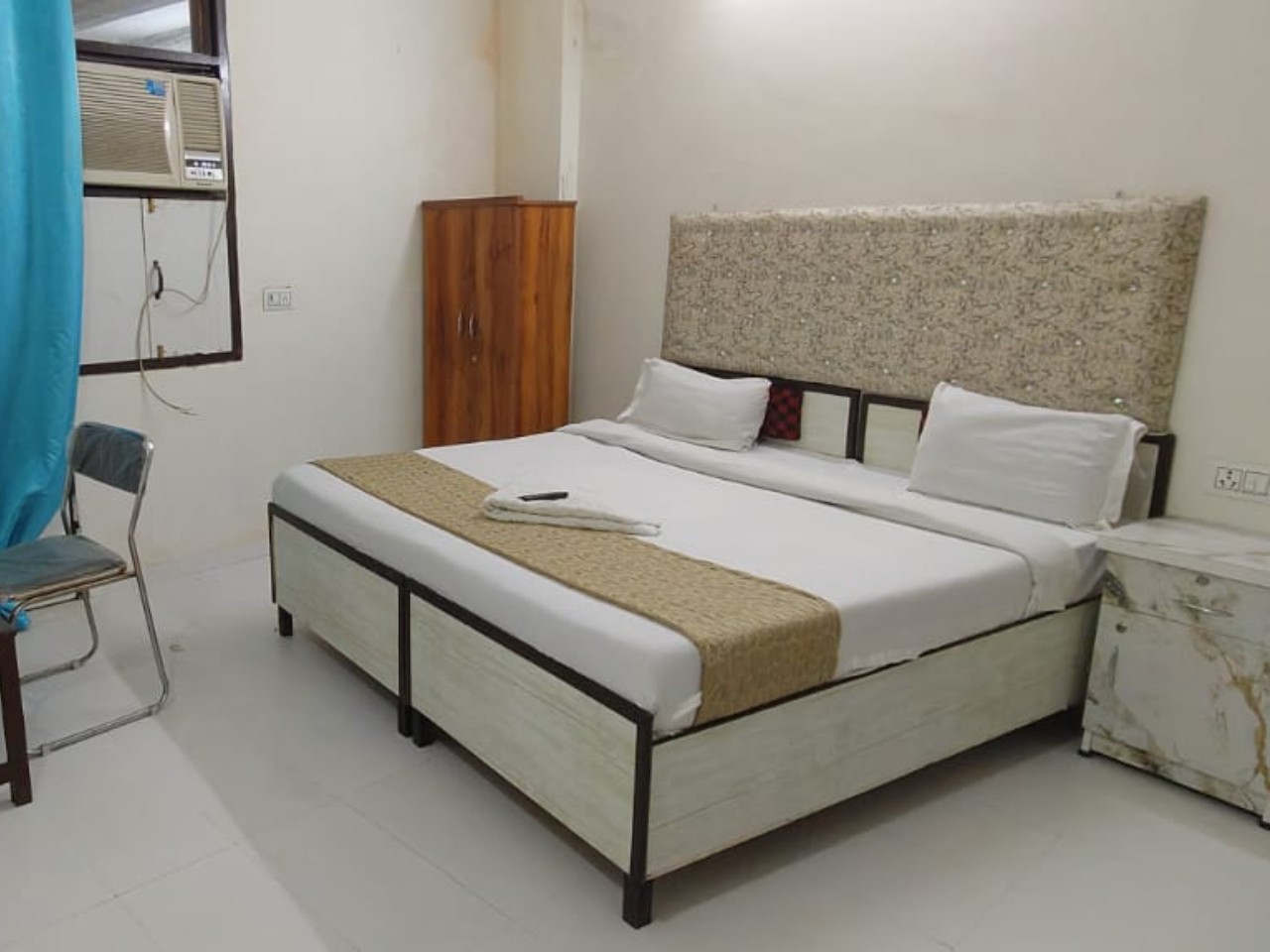 MC Residence in Delhi