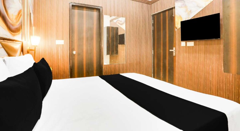 Hotel Golden Key in Delhi