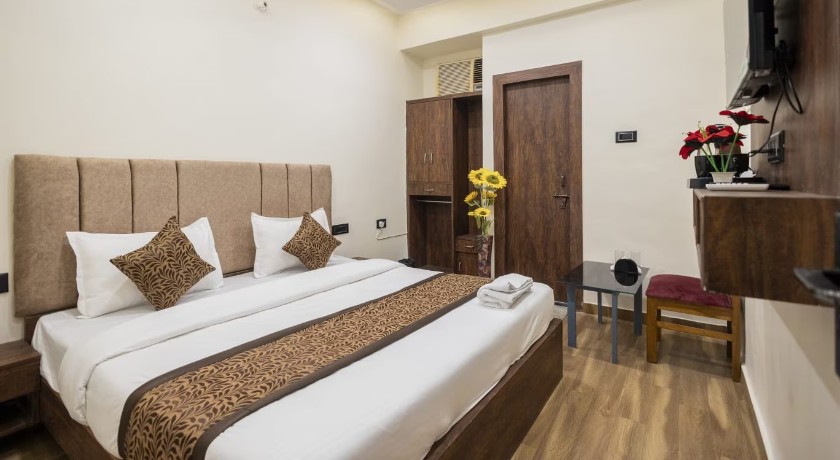 Hotel Kamal Palace in Lucknow