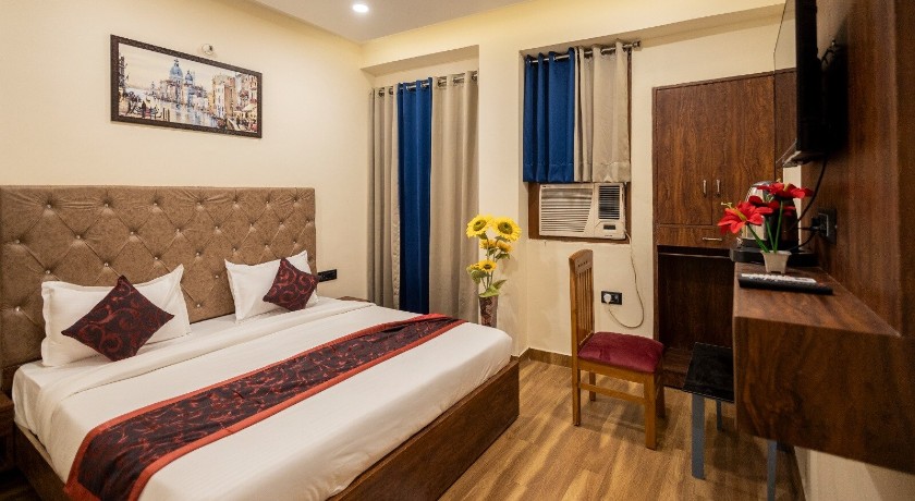 Hotel Kamal Palace in Lucknow