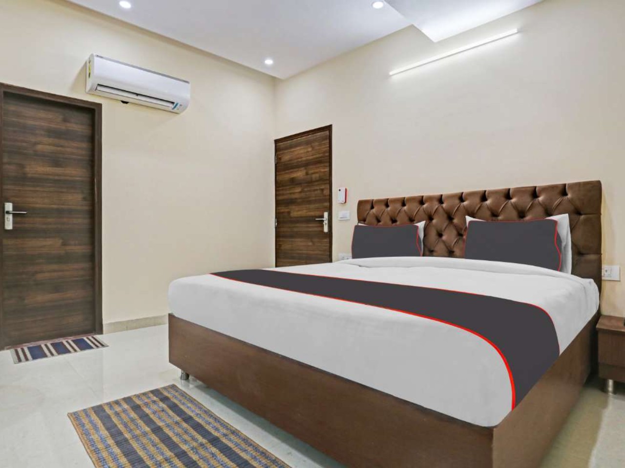 Hotel Mannat Stays in Delhi