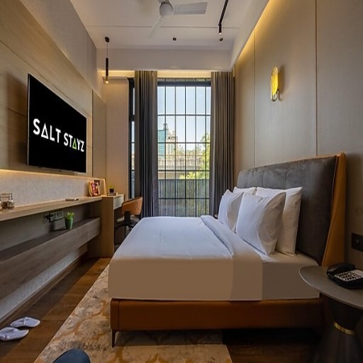 Saltstayz Premier - Noida, Near Sector 18 Metro station in Noida