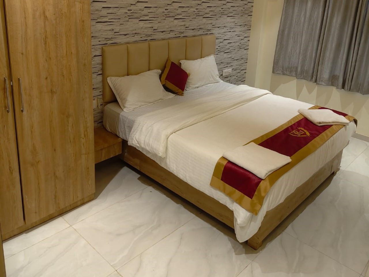 Hotel Royal Galaxy in Mumbai