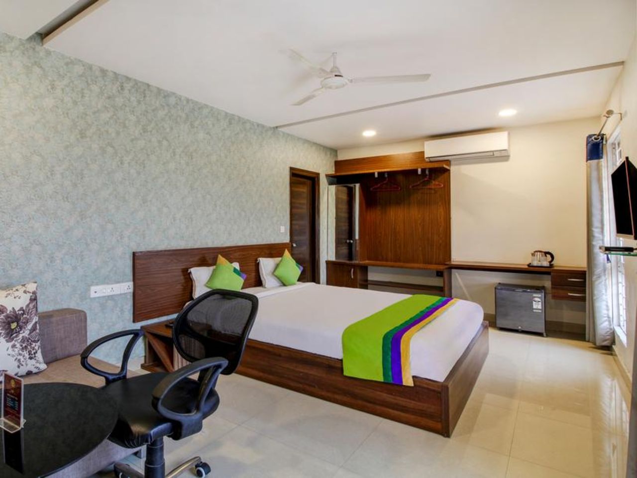 S S R Royal Suits in Hyderabad