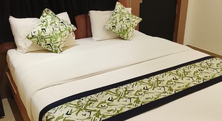 Gurudev Inn Lodge in Pune