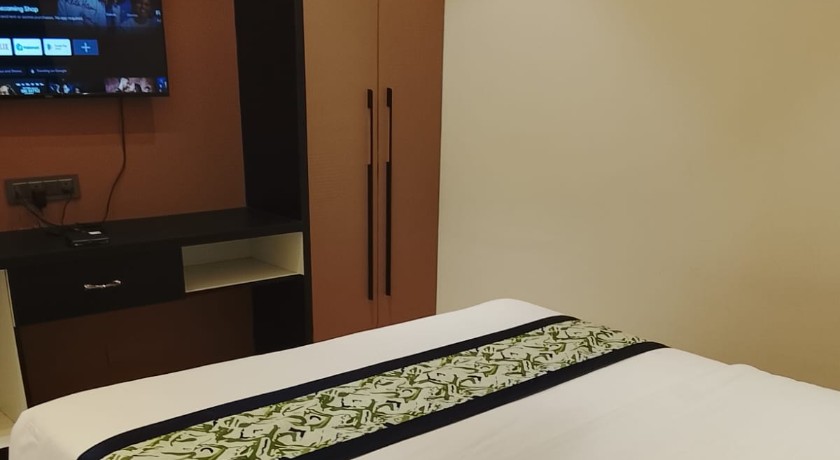 Gurudev Inn Lodge in Pune