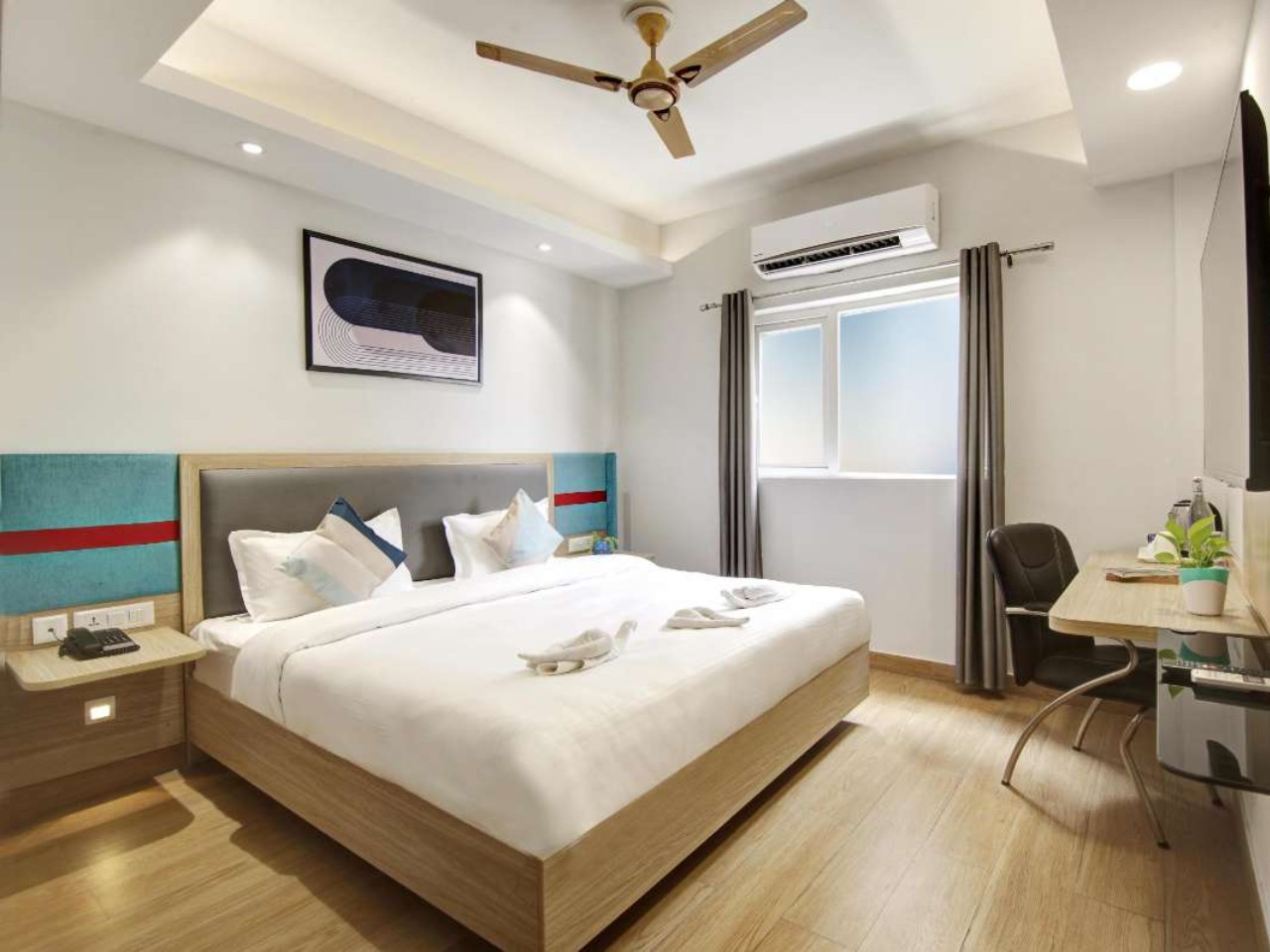 The Hoften FlxHo Cyber One, Cyber City in Gurgaon