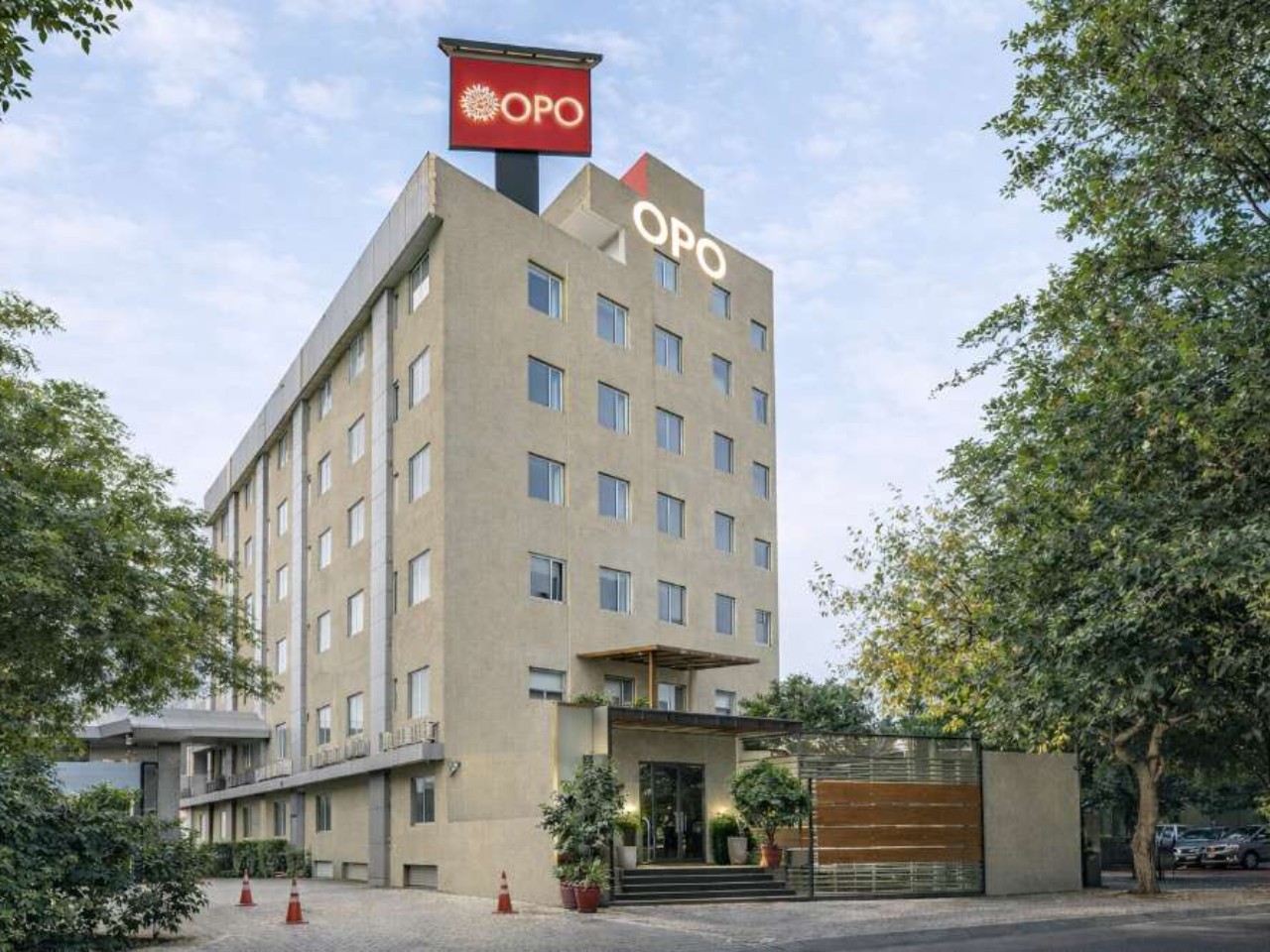 Opo Horizon Lyro Cybercity in Gurgaon