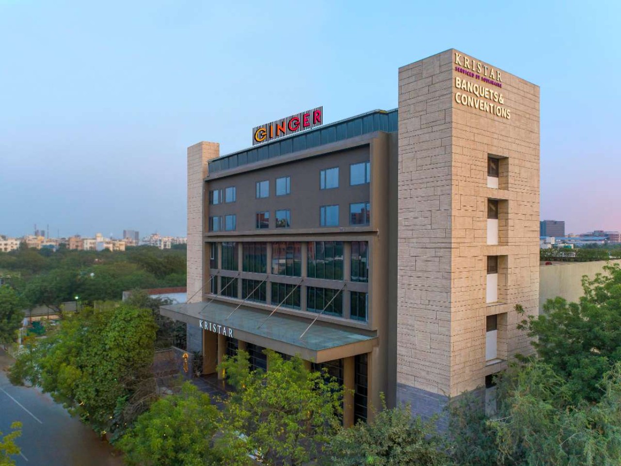 Ginger Ahmedabad, Kristar in Ahmedabad