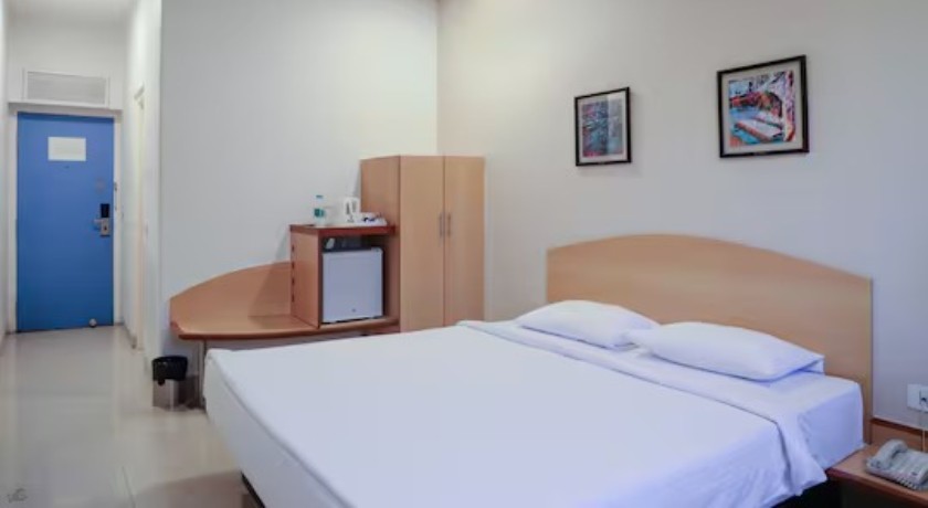 Ginger Tirupur in Tiruppur