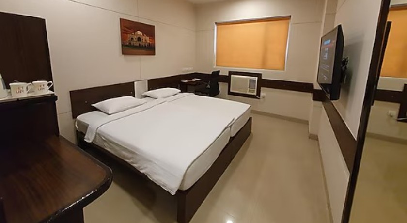 Ginger Tirupur in Tiruppur