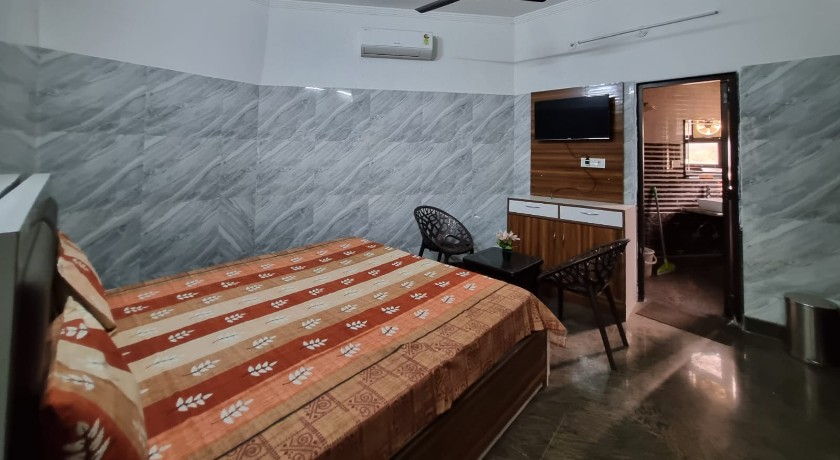 Hotel Amar Leela in Dehradun