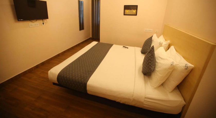 De Crown Luxury Hotel in Kakinada