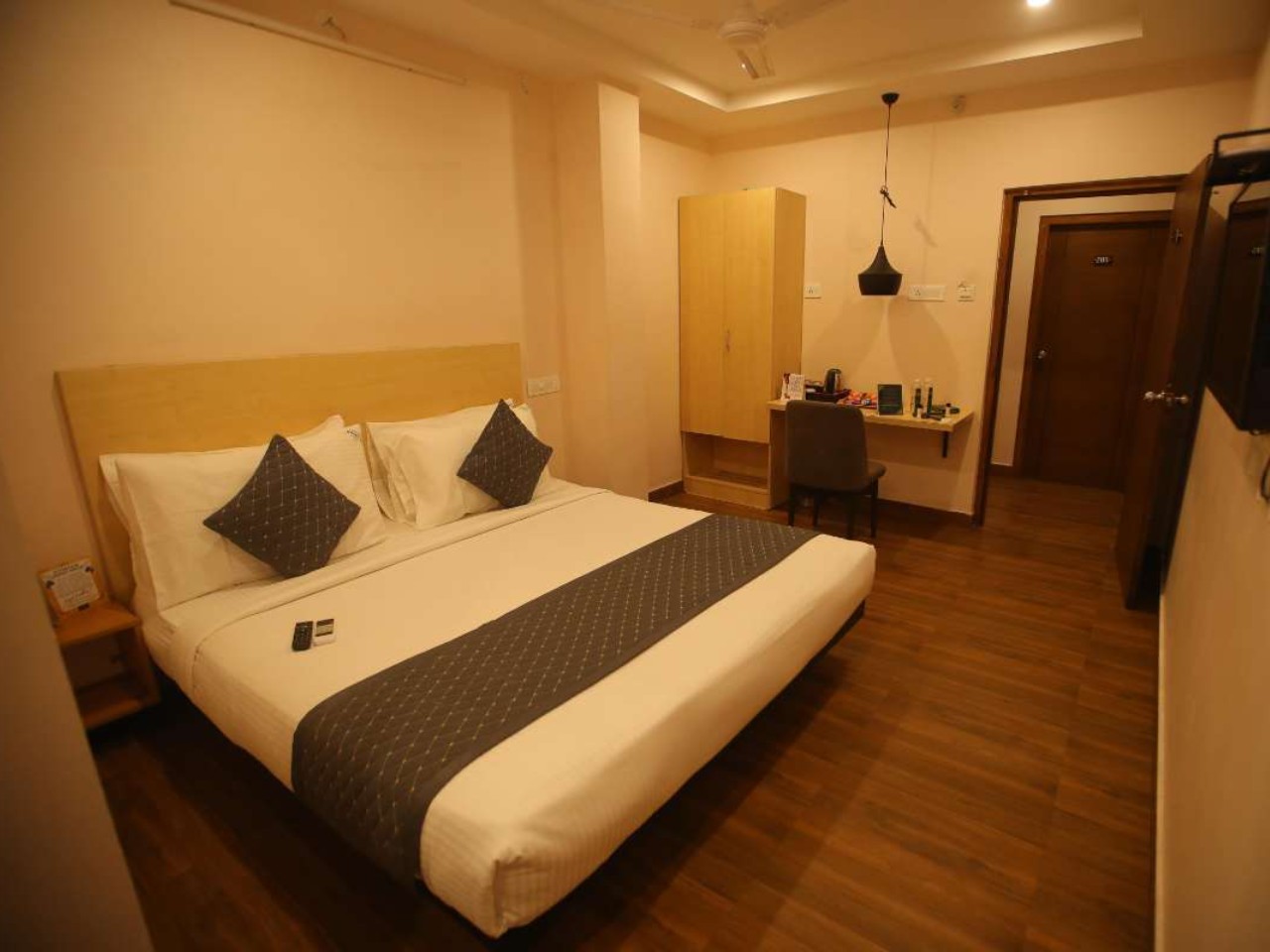 De Crown Luxury Hotel in Kakinada