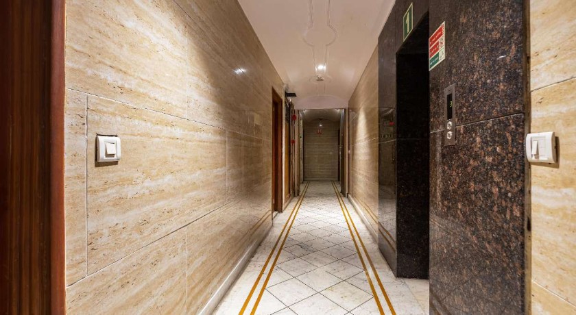 Hotel Ashoka International in Delhi