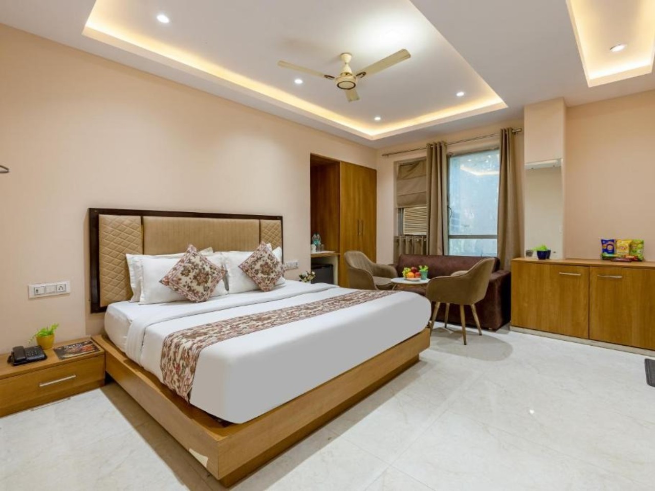 Hotel Sehej Continental At Karol Bagh in Delhi