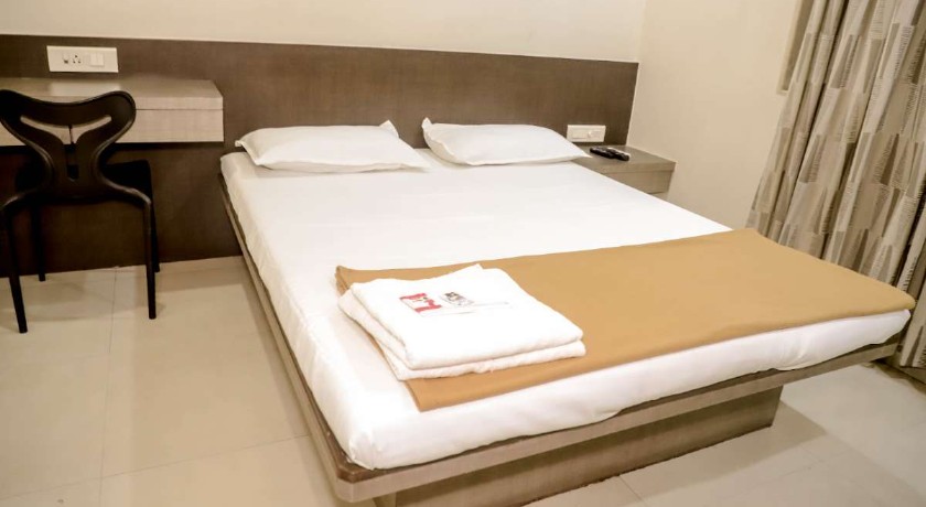 Hotel Maharaja in Thane