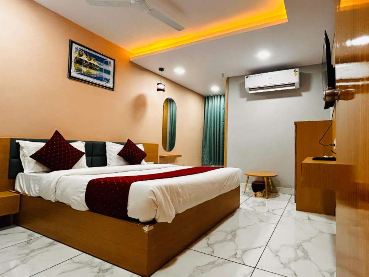 Hotel The Legend, Ahmedabad in Ahmedabad
