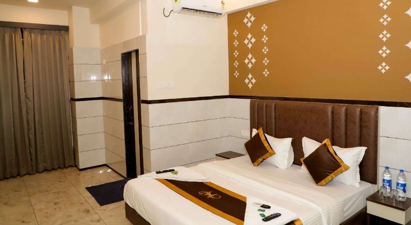 Majestic Inn in Vasai