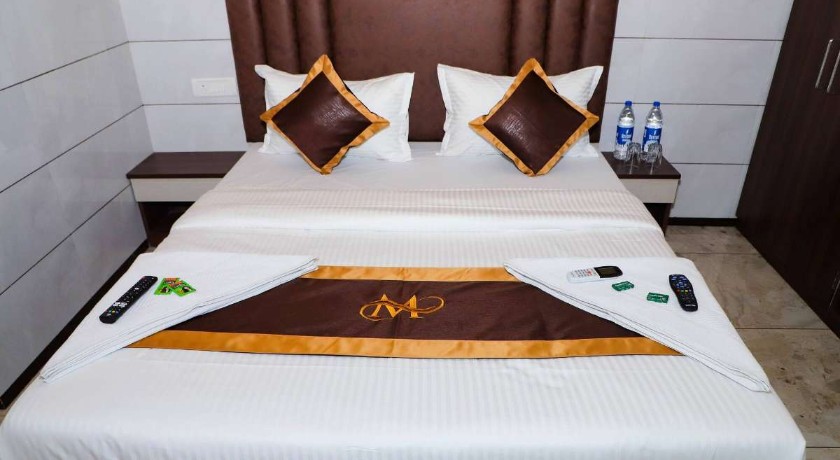 Majestic Inn in Vasai