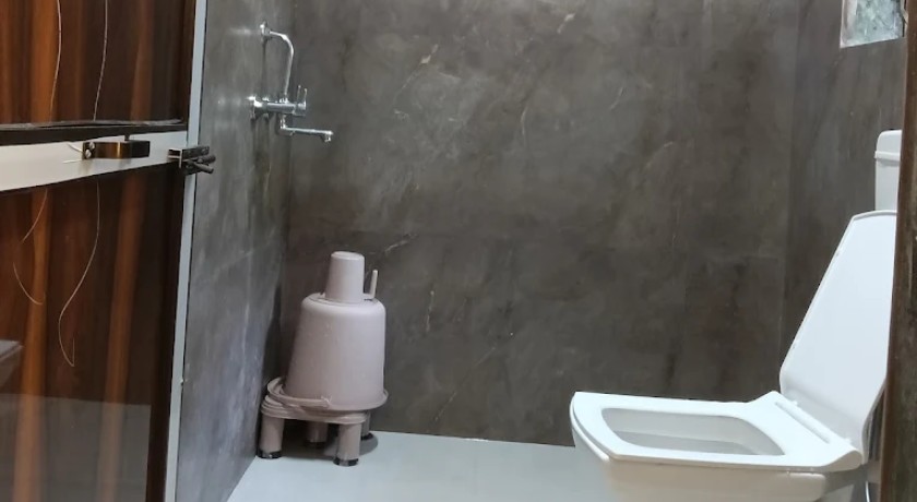 Hotel New Golkonda in Mumbai