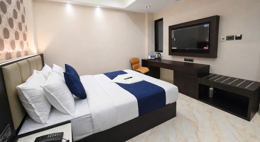 Hotel Atlas By RCJ in Indore