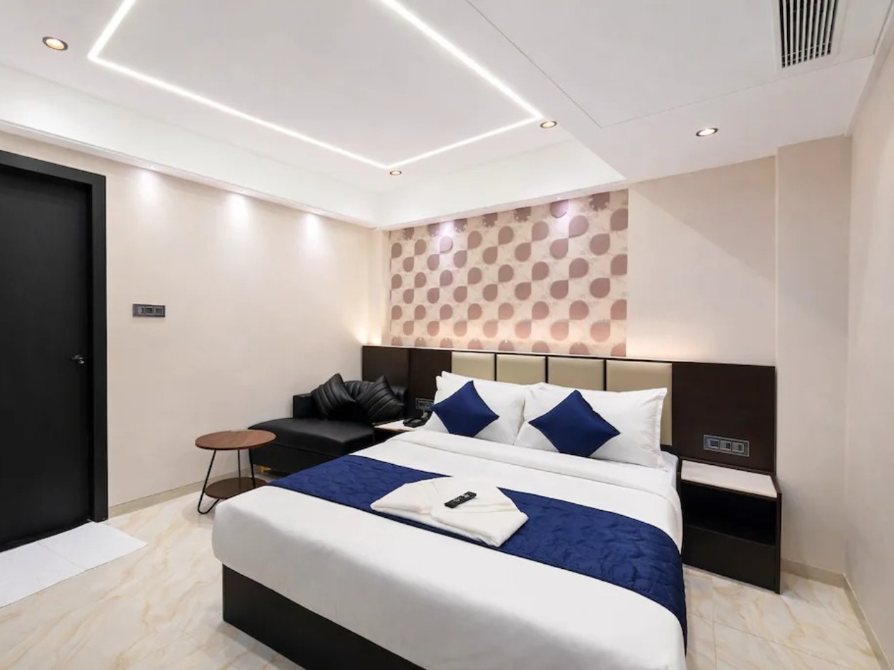 Hotel Atlas By RCJ in Indore