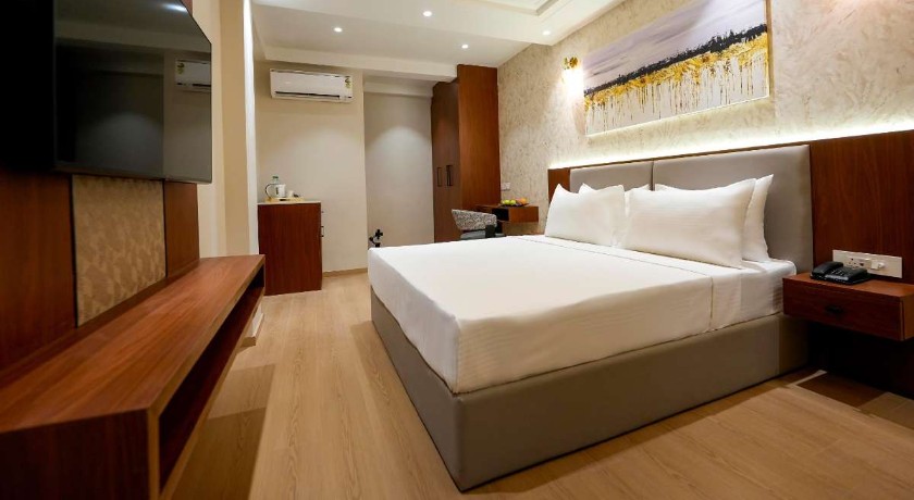 Alivaa boutique DLF Cybercity, Gurugram in Gurgaon