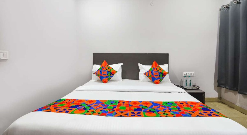 Hotel White Stone in Delhi