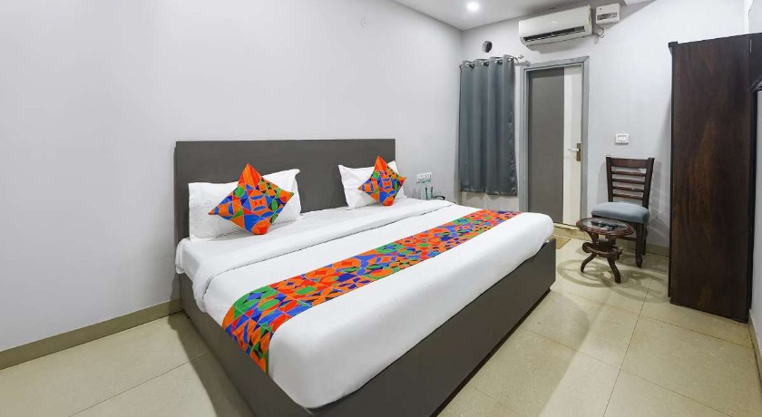 Hotel White Stone in Delhi