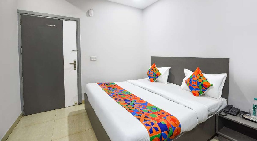 Hotel White Stone in Delhi