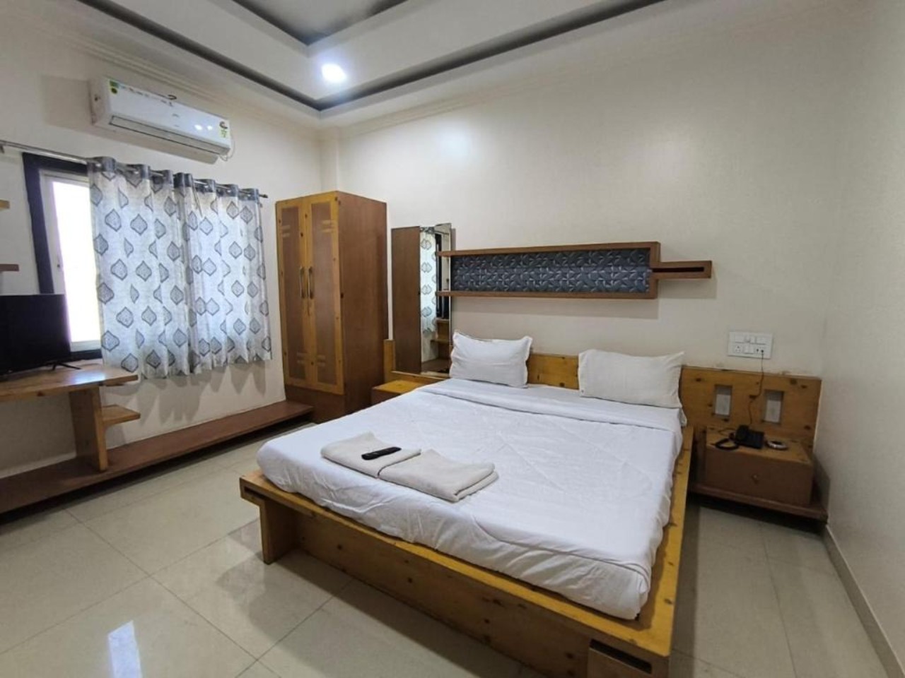 Kanak Executive in Pune