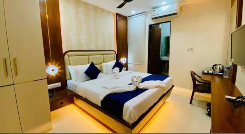 Hotel Pravasa Stay, Dewas Naka in Indore