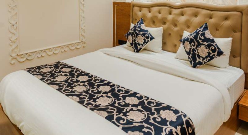 Mahaveer Residency Hotel in Thane