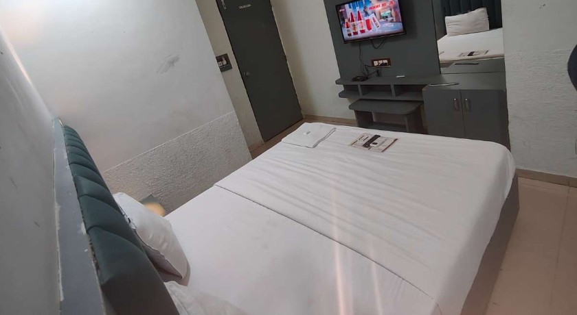 Hotel Khushboo in Ahmedabad