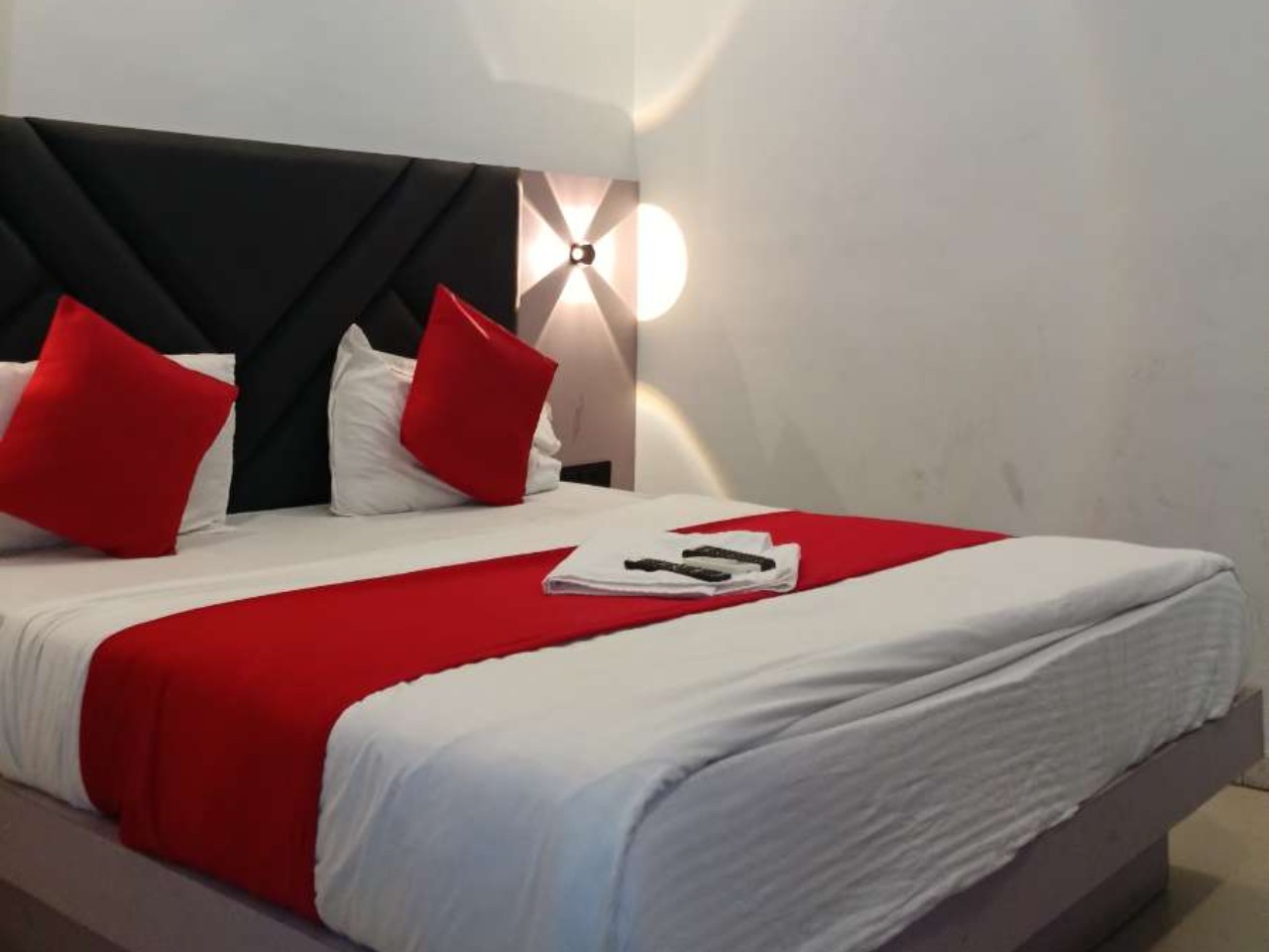 Hotel Khushboo in Ahmedabad