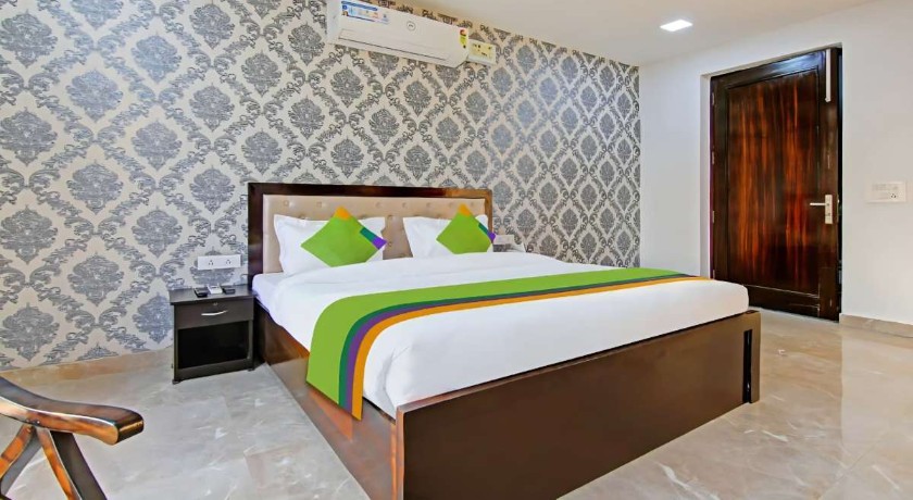 Posh Classic in Gurgaon