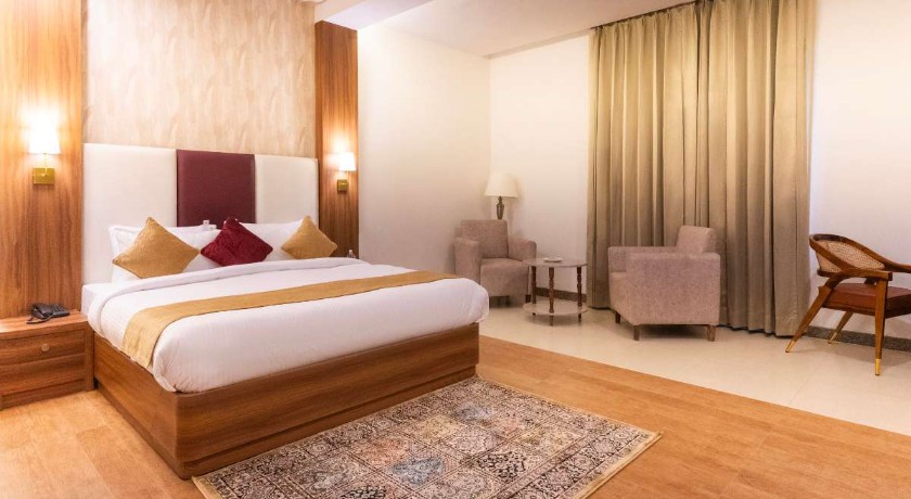 Haut Monde Rajputana Palace in Neemrana