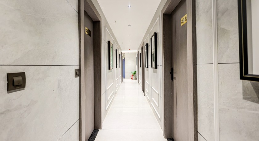 Hotel Lacasa in Ahmedabad