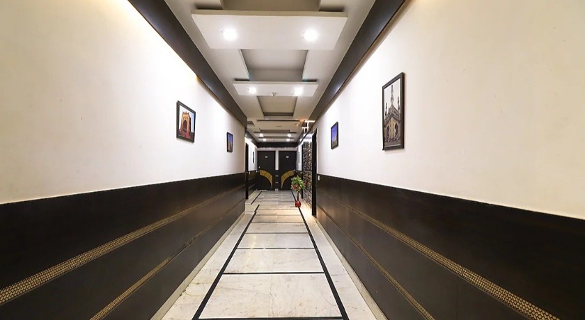 Hotel Riya Palace - Idgah Railway Station Agra in Agra