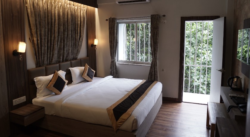 The Lake Palm in Kolkata