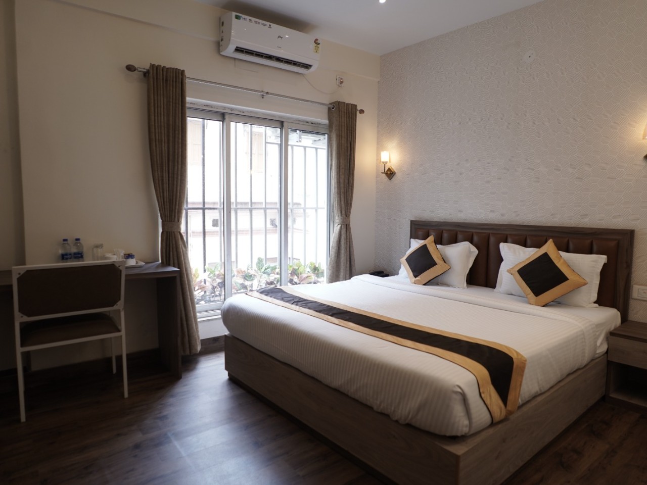 The Lake Palm in Kolkata