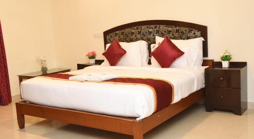 Laavish 7 Hotel in Bangalore