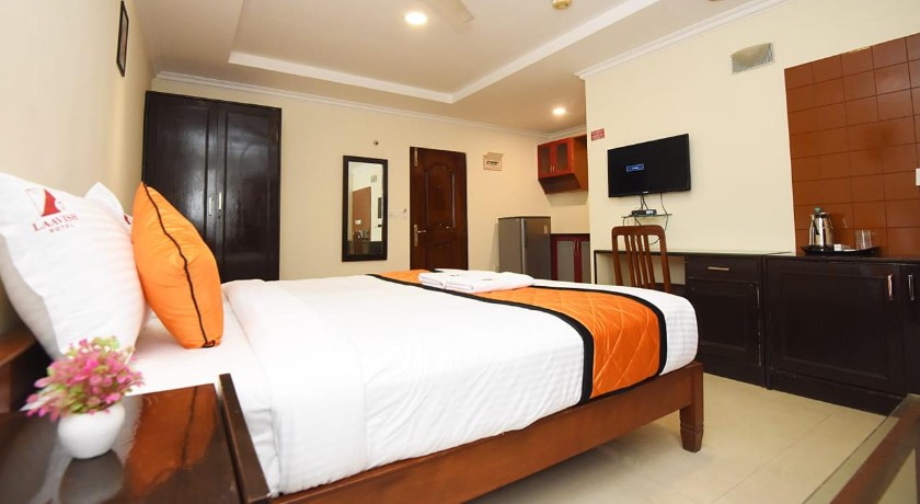 Laavish 7 Hotel in Bangalore