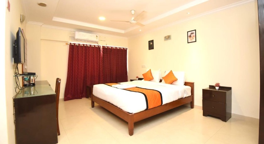 Laavish 7 Hotel in Bangalore