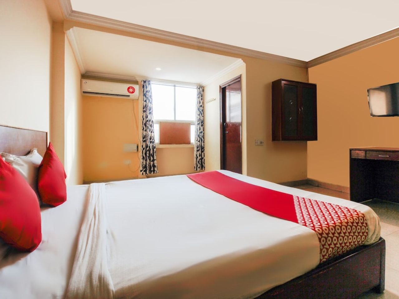Hotel Priya Residency in Hyderabad