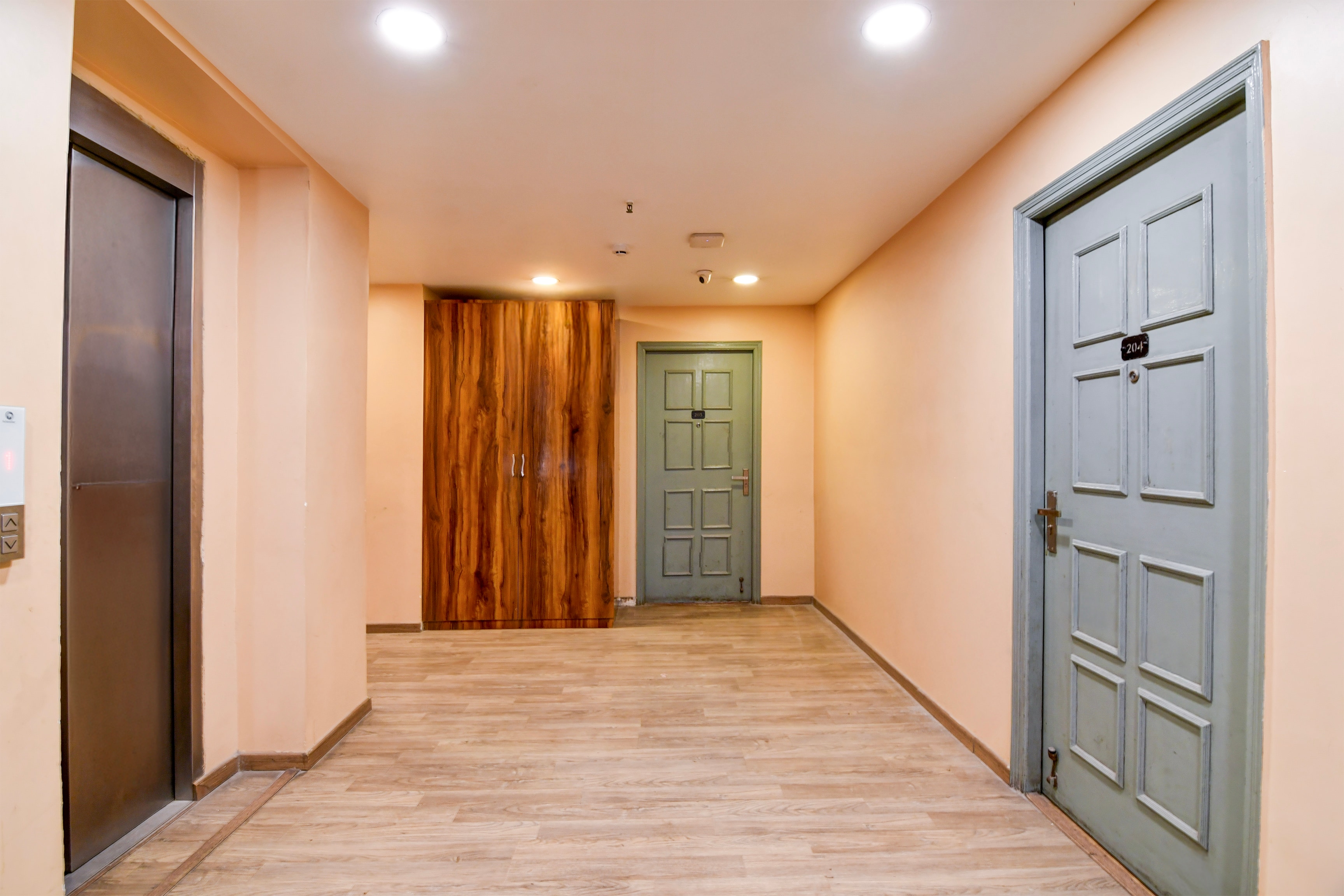 Super Townhouse VIP Road Formerly The Sky in Kolkata