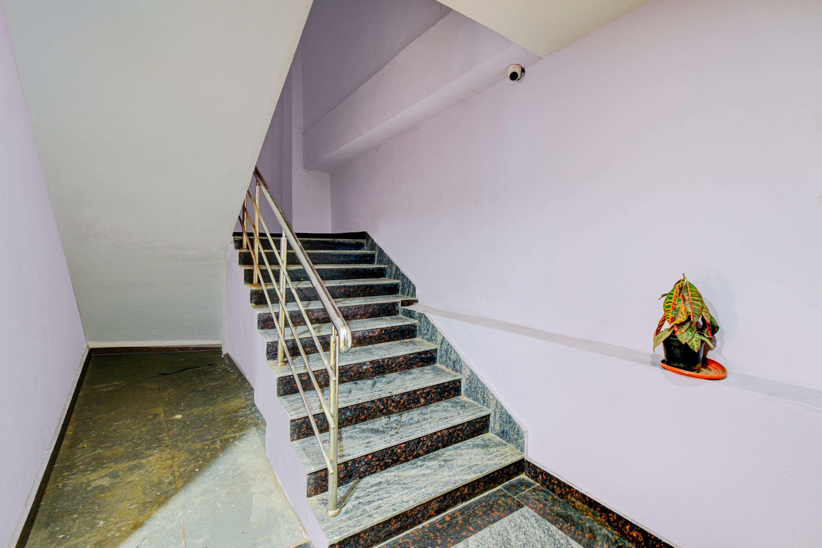 Hotel O Hafizpet Railway Station Formerly Noble Grand in Hyderabad